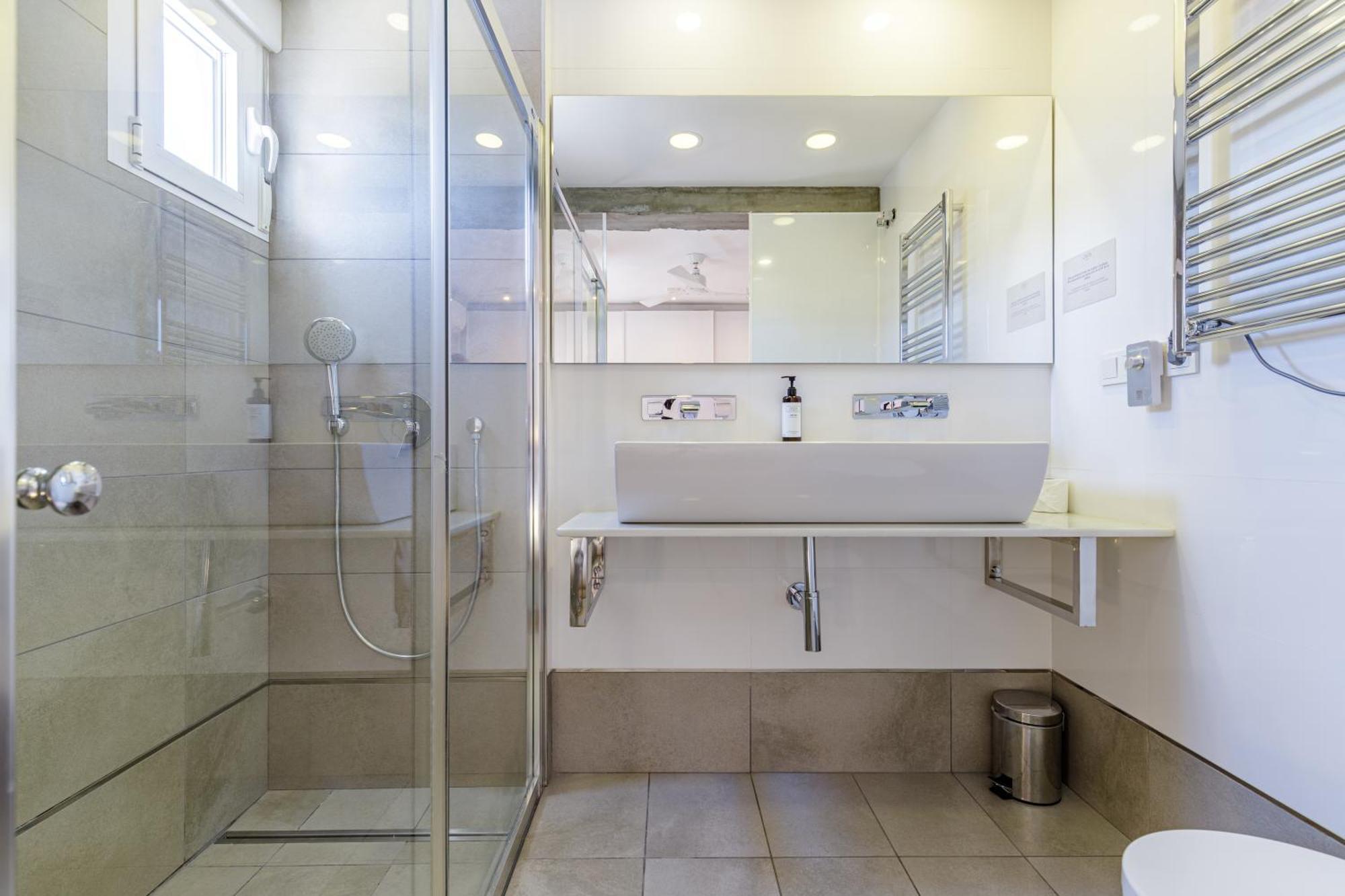 Six Apartments By Caleta Homes Malaga Luaran gambar